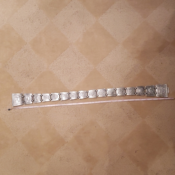 Metal Belt, Floral Design Sz S - Picture 7 of 10